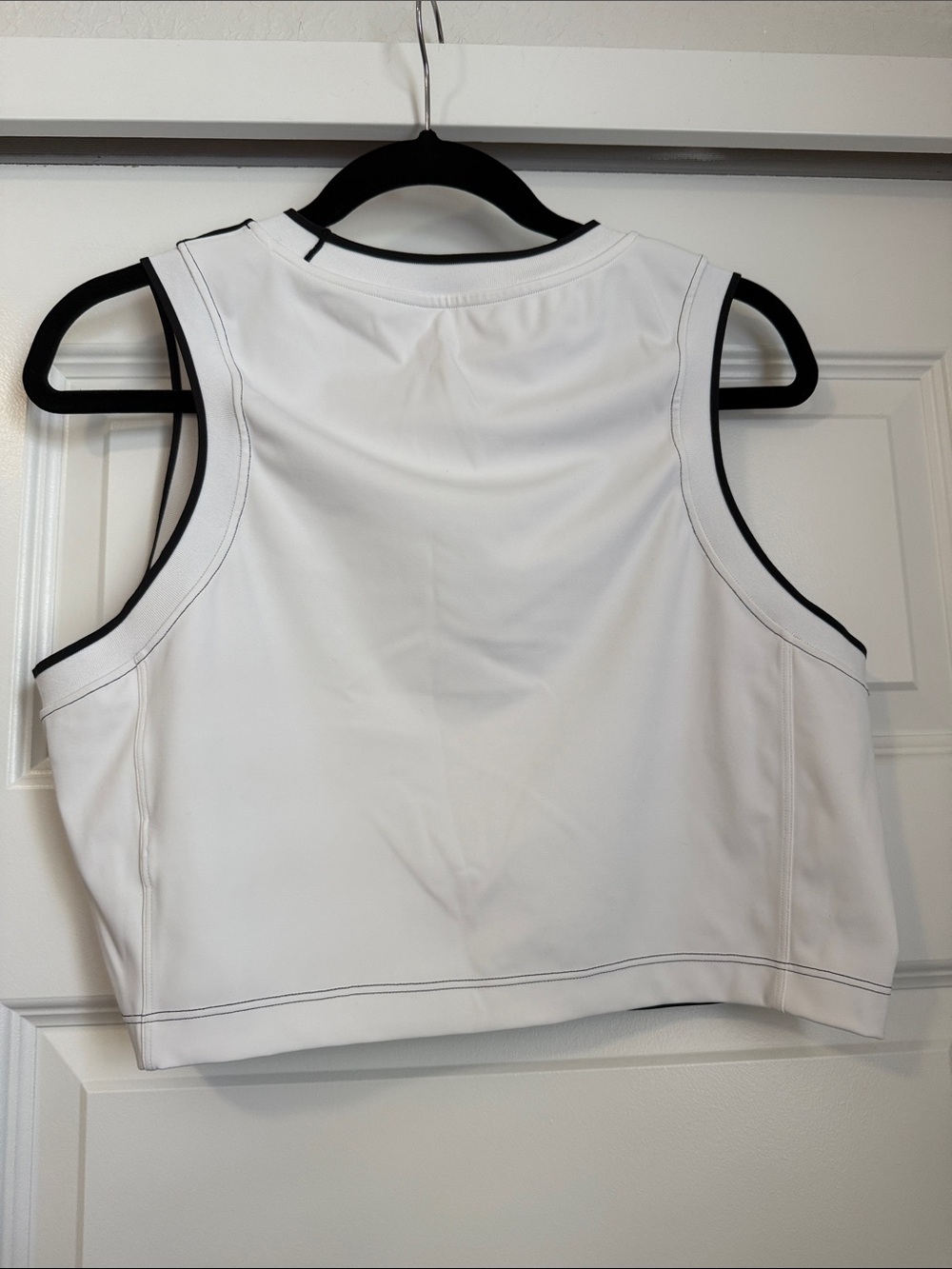 Athleta Black and White Colorblock Crop Tank - Picture 3 of 3